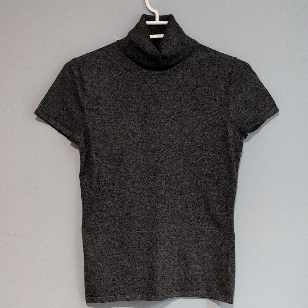 AK Anne Klein Classic Gray Women's Turtleneck Top Size Medium